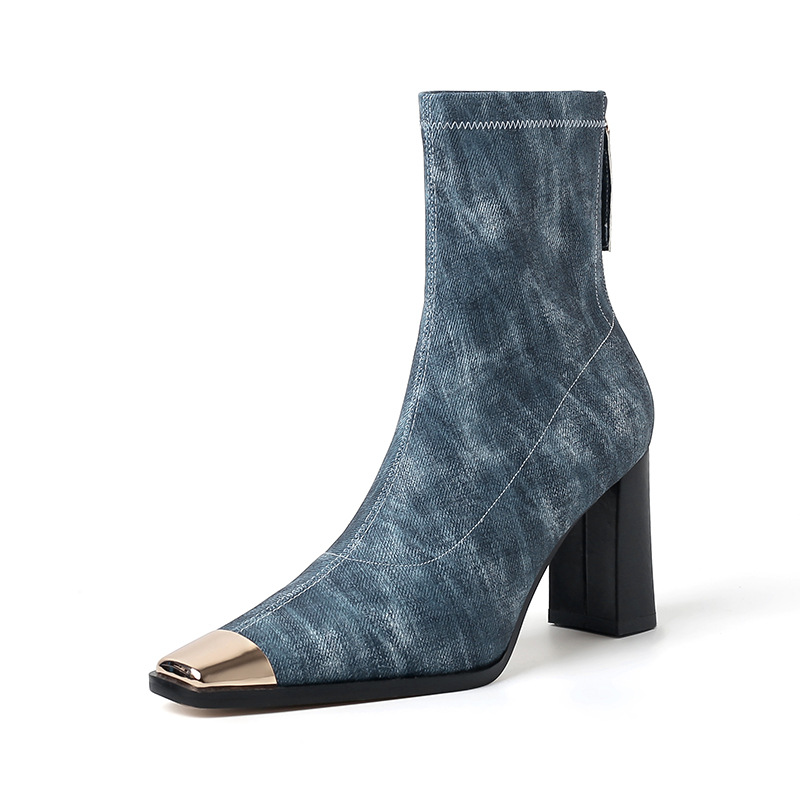 Botines de mujer en azul marino y gris carbón de suela gruesa y tacón ancho