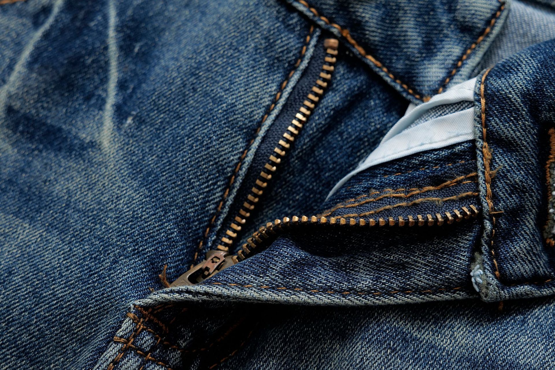 Pantalones acampanados maxi de tiro bajo ajustado a la cadera
