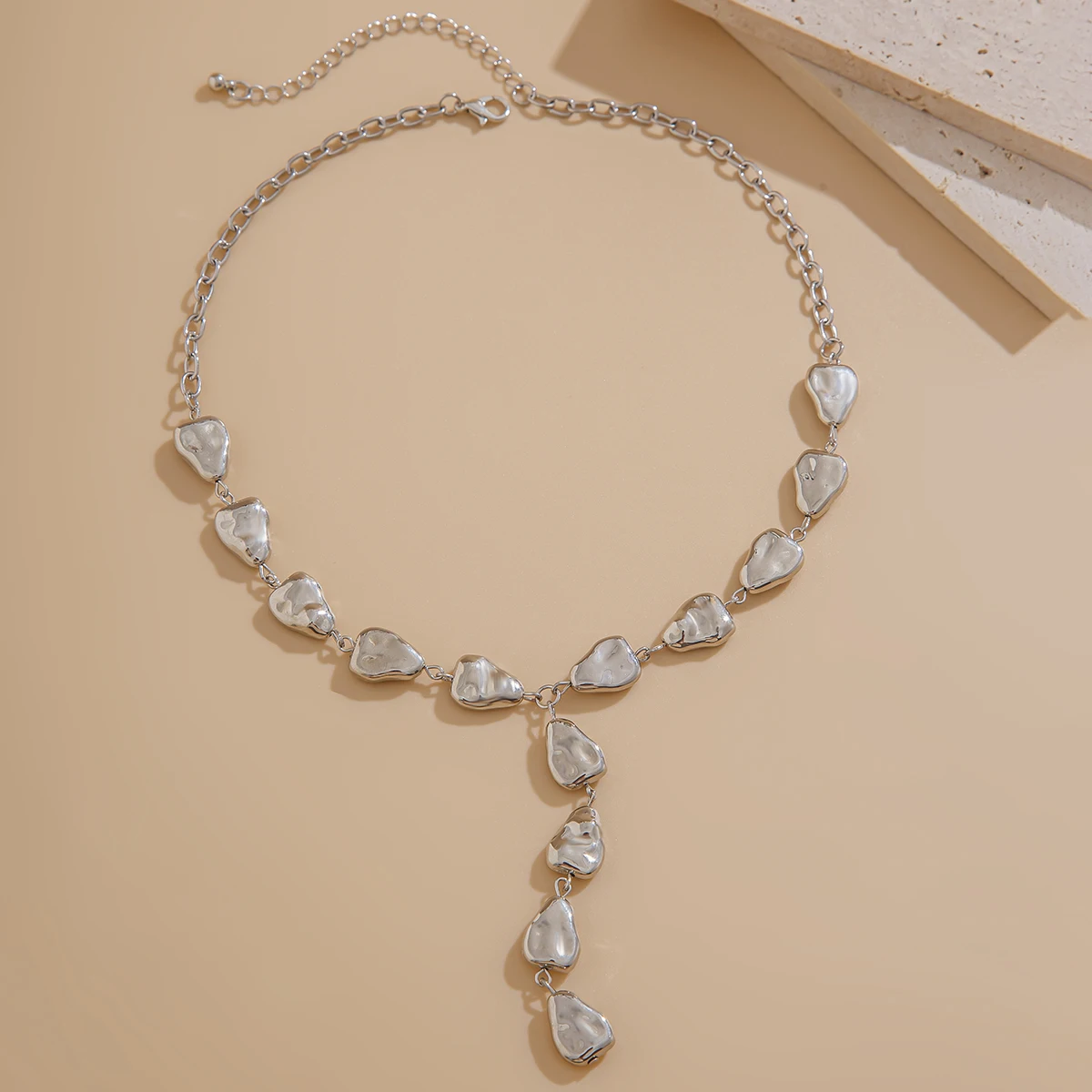 Lariat de resina con personalidad con flecos de gota