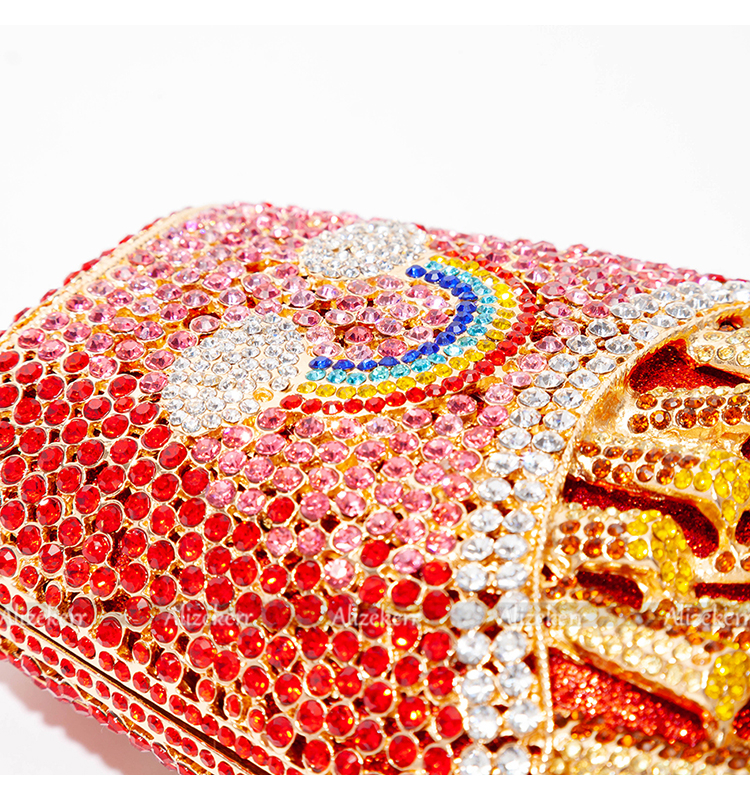 Clutch cuadrado metálico de estilo europeo