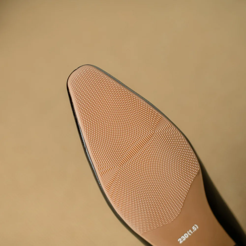 Zapato de salón clásico de piel de oveja para mujer