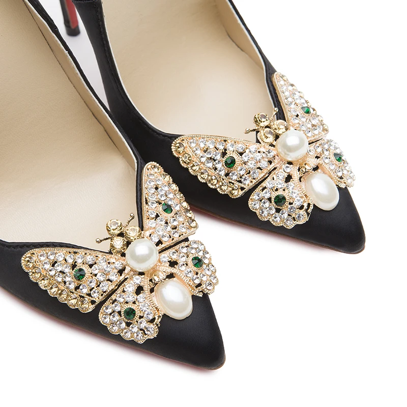 Zapatos de punta afilada con lazo de cinta, pedrería y talla plus