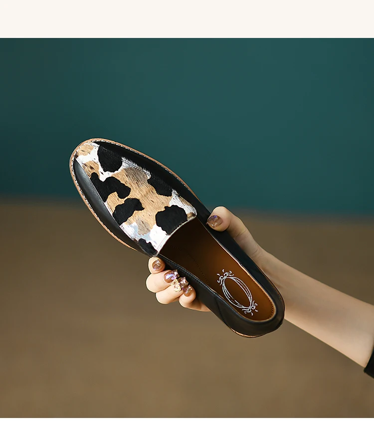 Zapatos sin cordones de mujer con estampado animal de piel de ternera con pelo