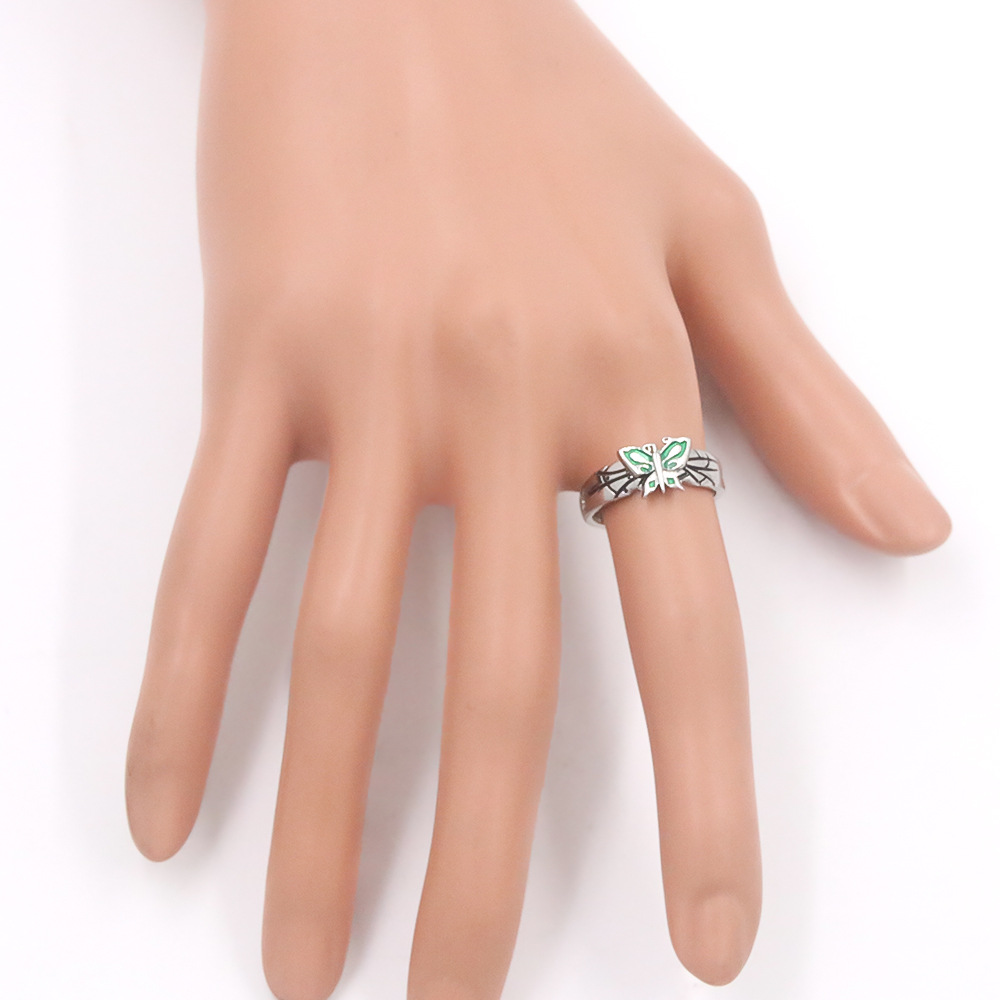 Anillo de aleación de naturaleza alada