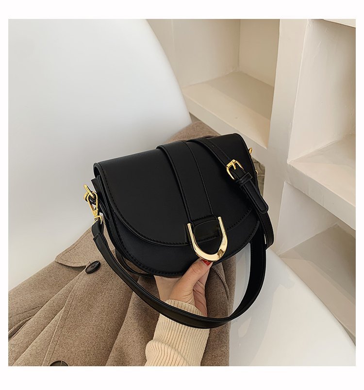 Mini bolso bandolera curvo de poliuretano