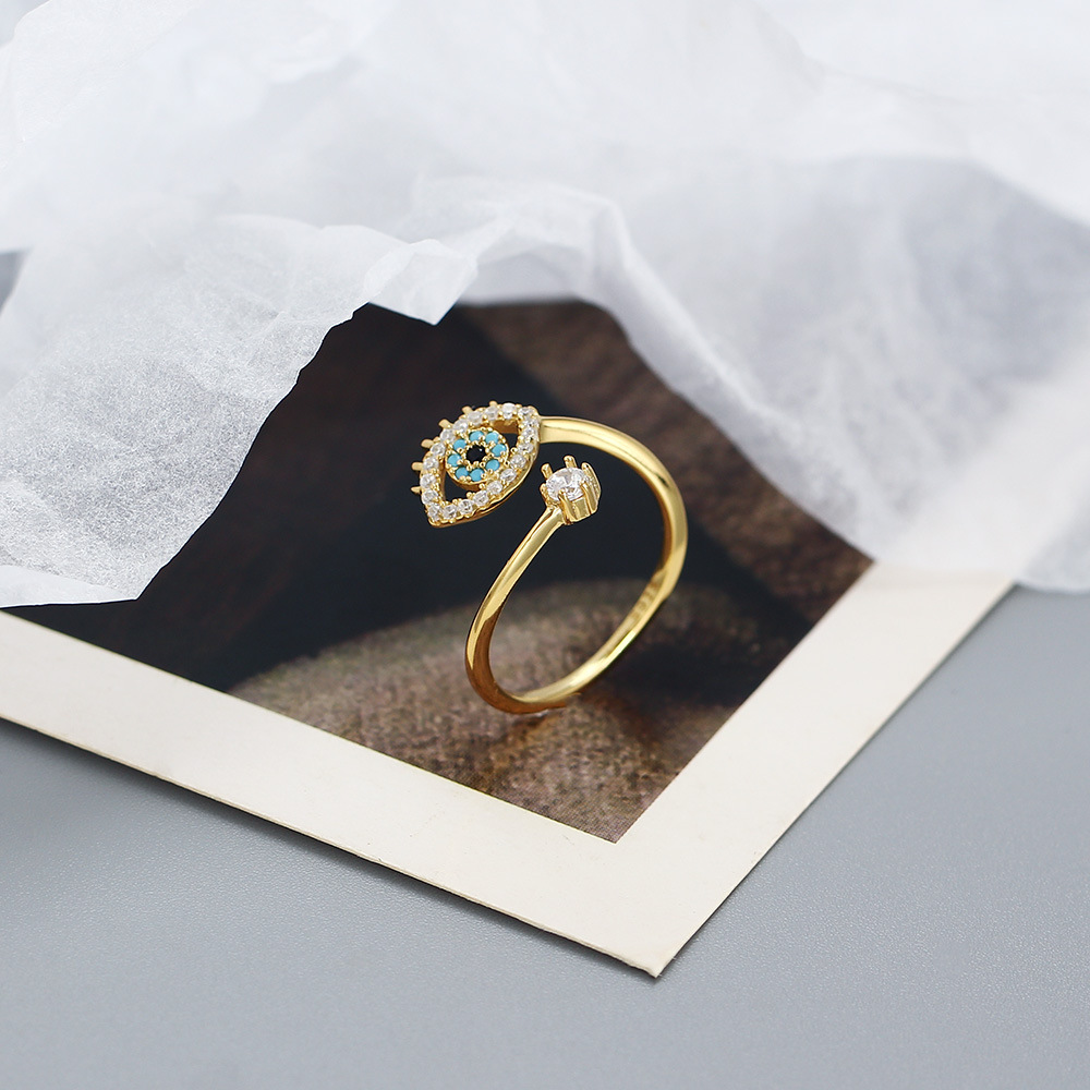 Anillo de plata esterlina artesanal para mujer con ojo nazar de cristal