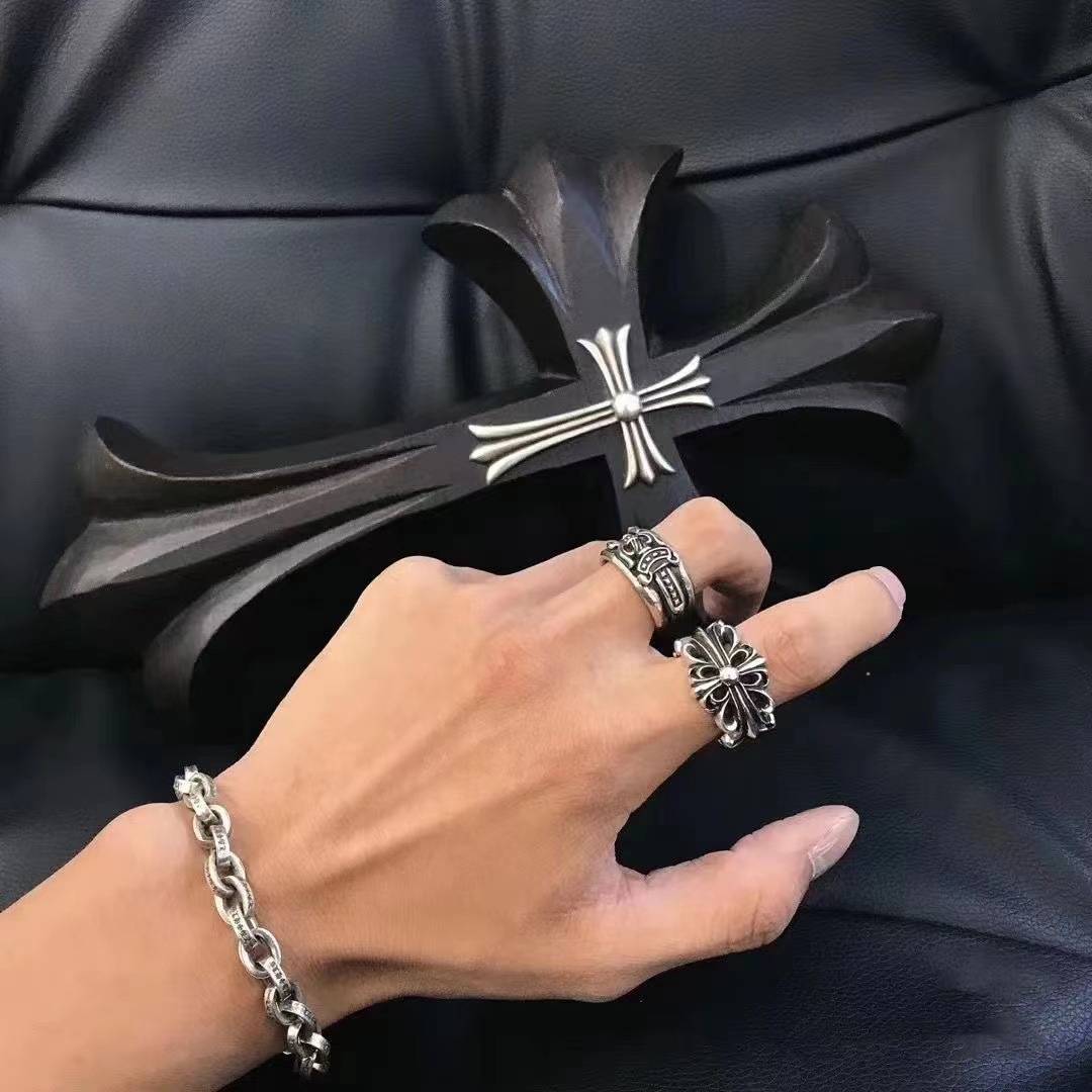Anillo de crucifijo unisex
