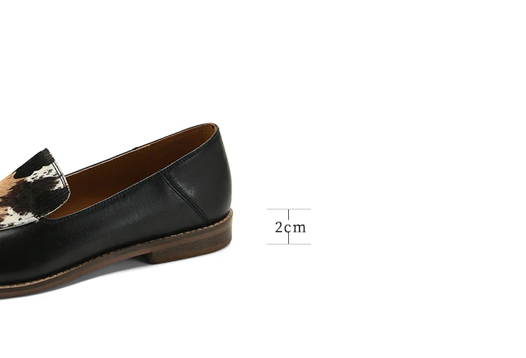Zapatos sin cordones de mujer con estampado animal de piel de ternera con pelo