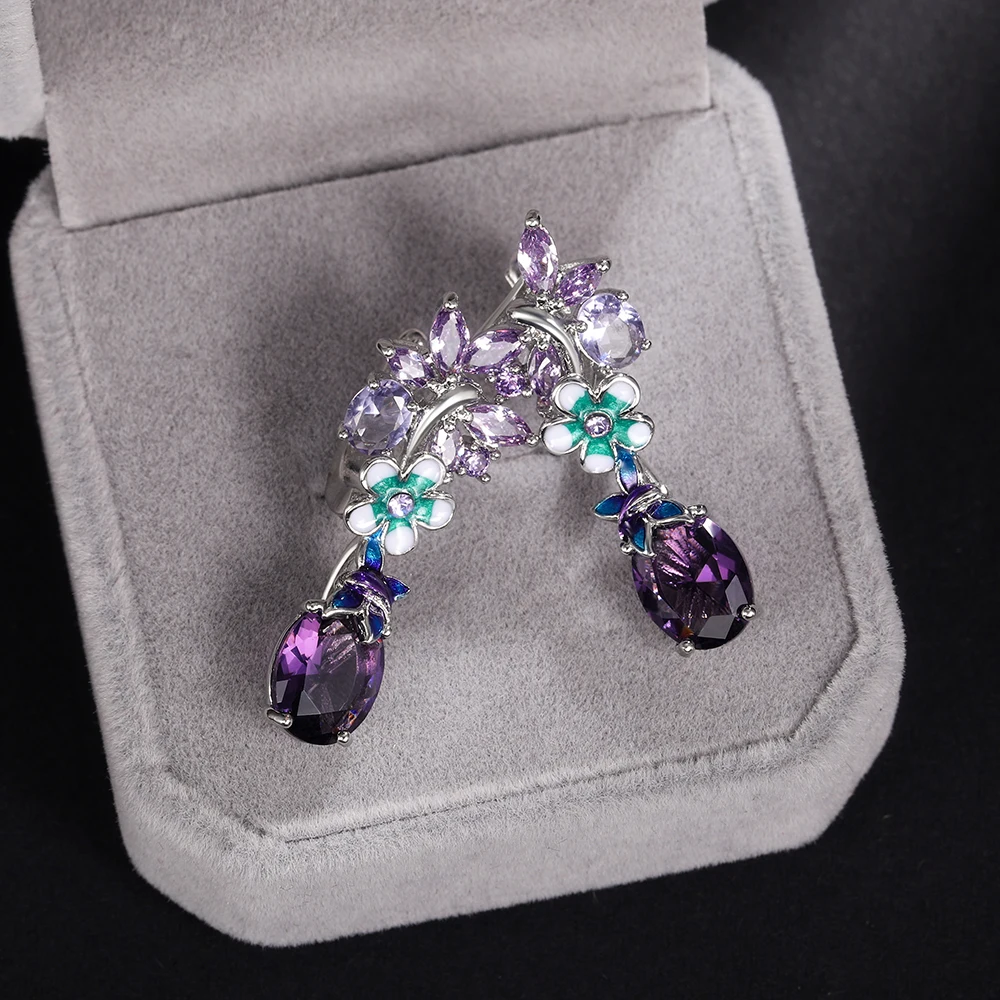 Aretes de jardín de cobre y zircón
