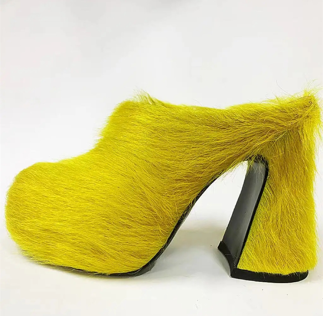 Mules de plataforma pastel para comodidad en el hogar