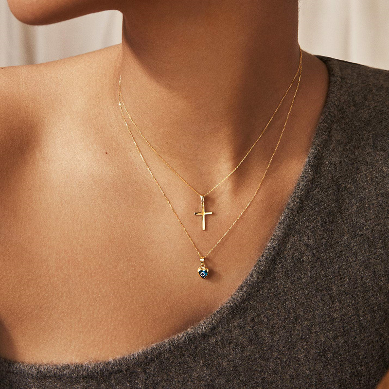 Choker occidental en forma de corazón para damas