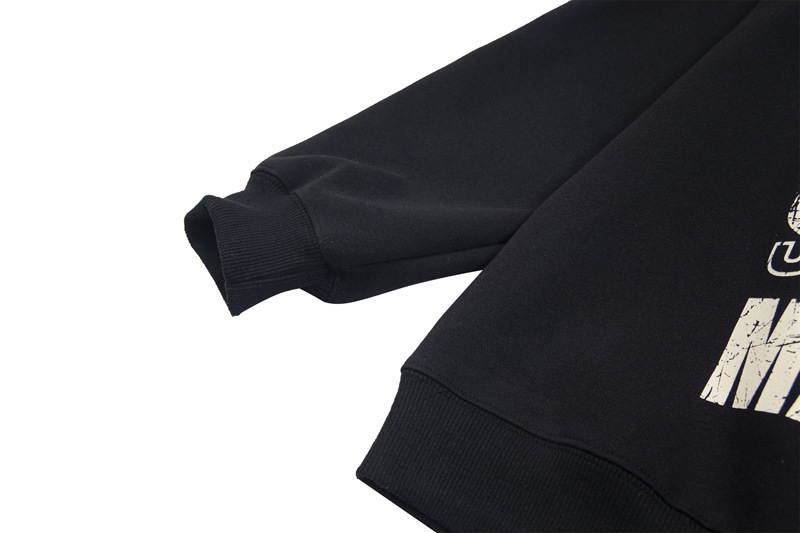 Sudadera con capucha de manga larga con tipografía urbana