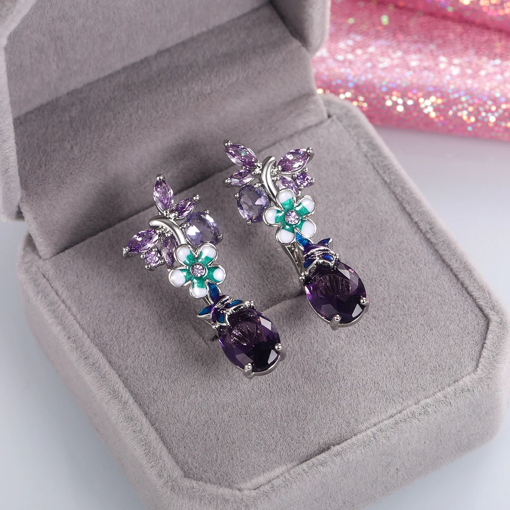 Aretes de jardín de cobre y zircón