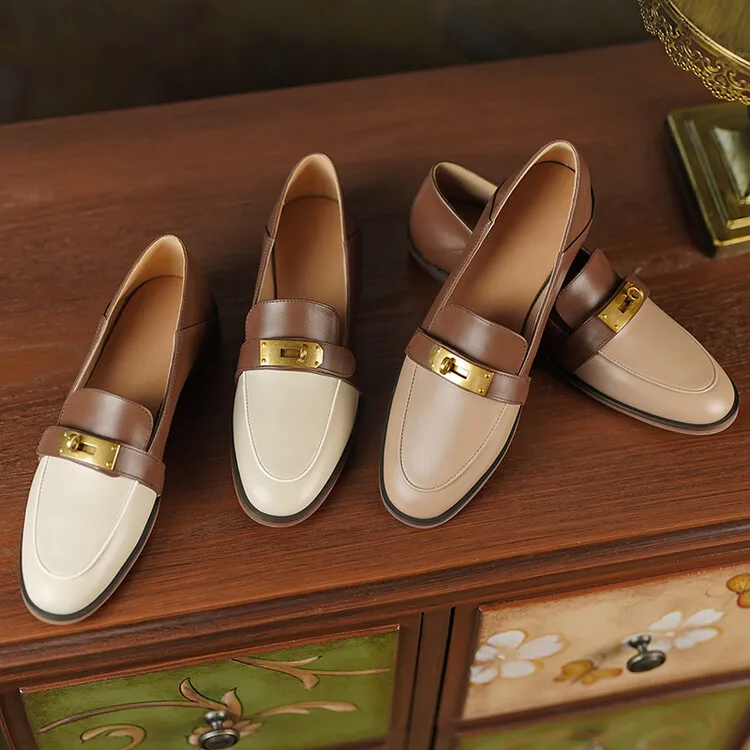 Mocasines de hebilla de doble tono para ella