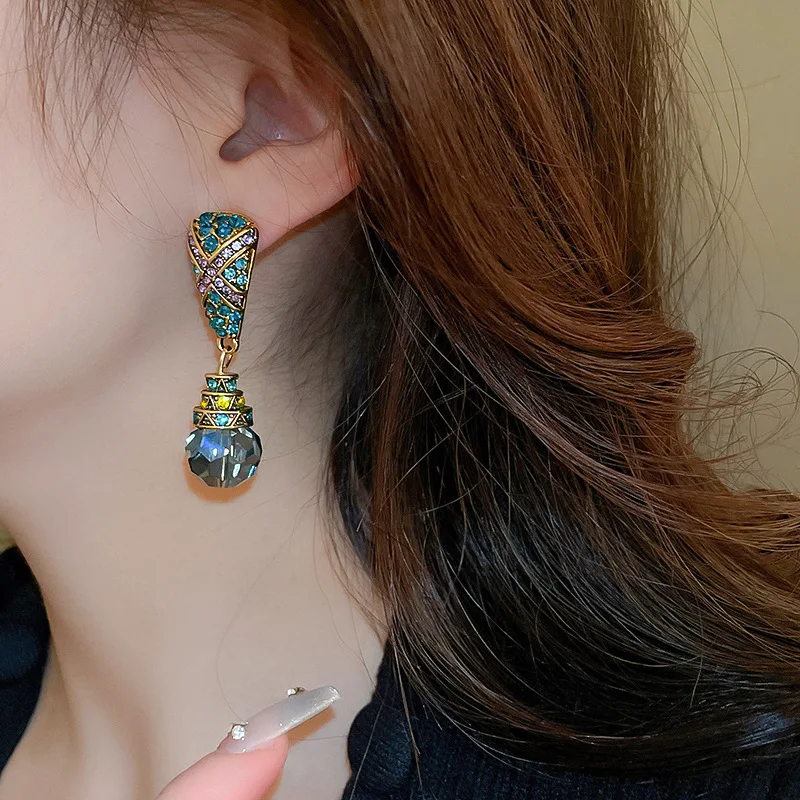 Pendientes de aleación con flecos de cristal en forma de lágrima
