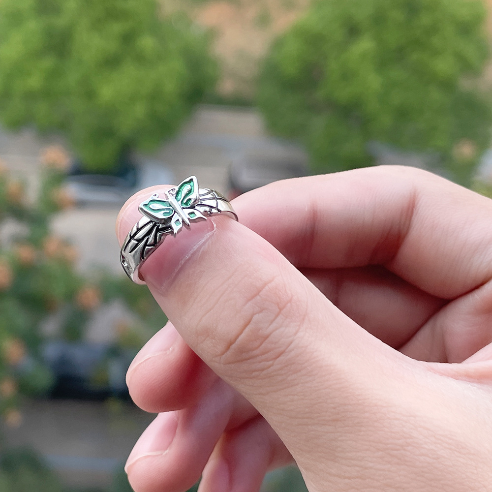 Anillo de aleación de naturaleza alada