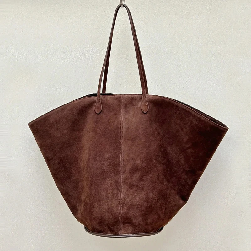 Espacioso bolso carryall de poliuretano mate