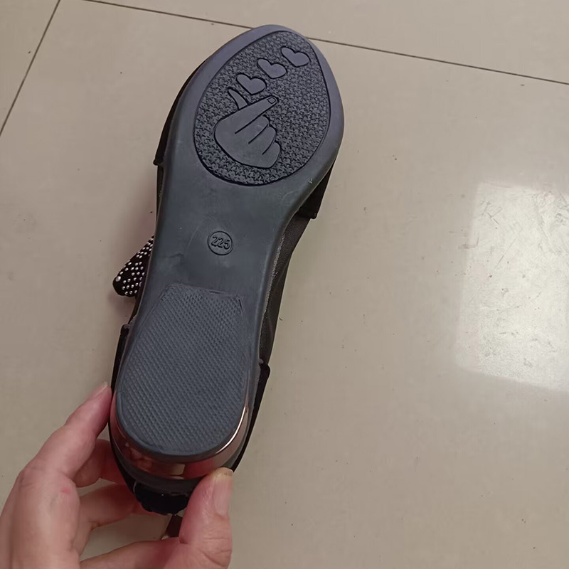 Sandalias de caminata para mujeres con correa transpirable y calce ancho