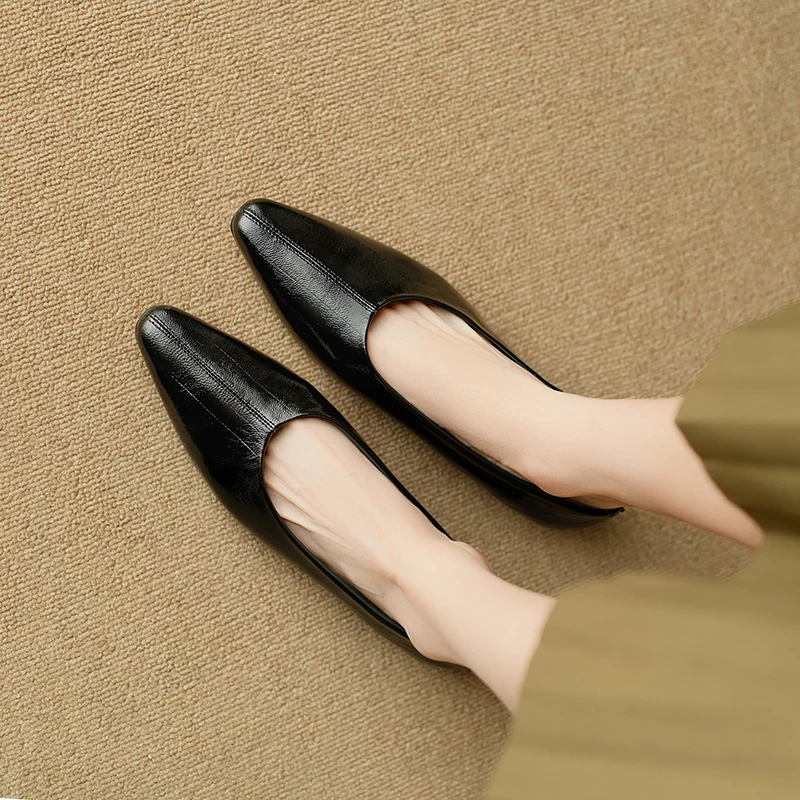 Zapato de salón clásico de piel de oveja para mujer