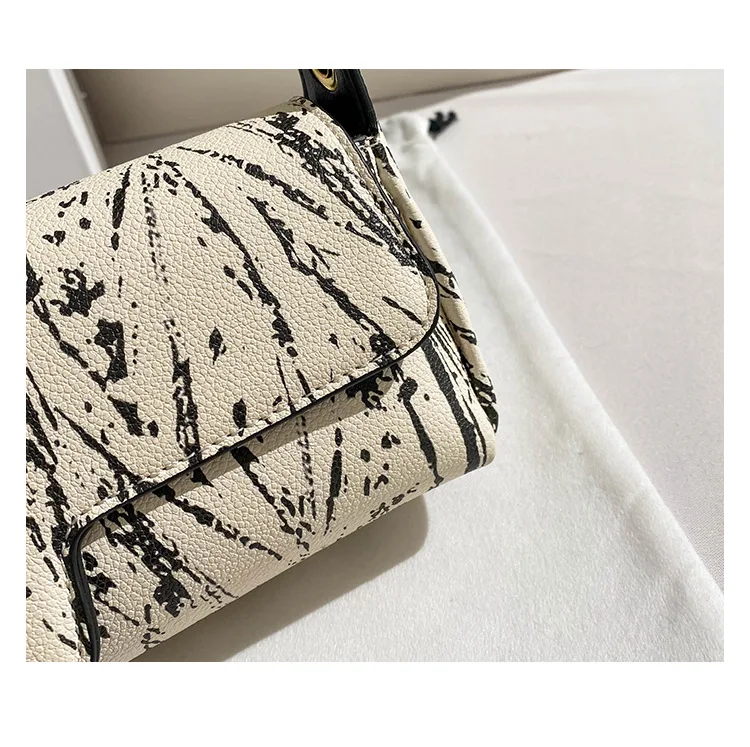 Bolso bandolera de microfibra pequeño