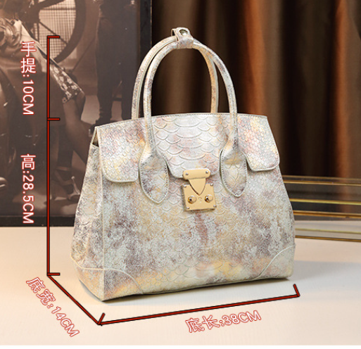 Bolso bandolera oversize para mujer con estampado de reptil