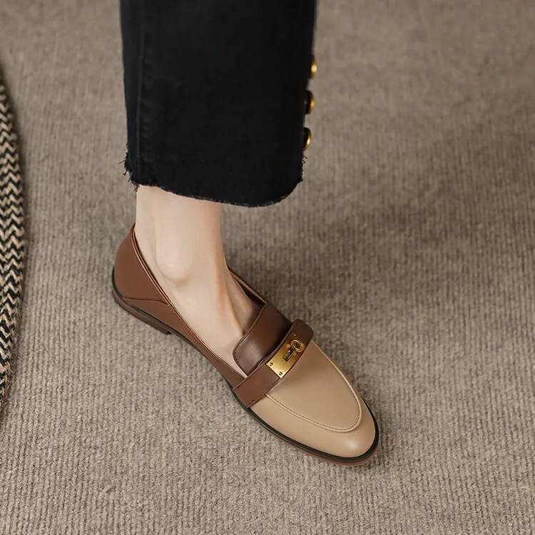 Mocasines de hebilla de doble tono para ella