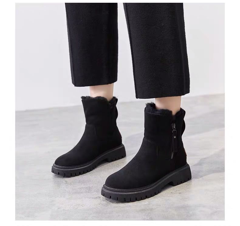 Botas de nieve para mujeres aisladas con forro sintético de caña media