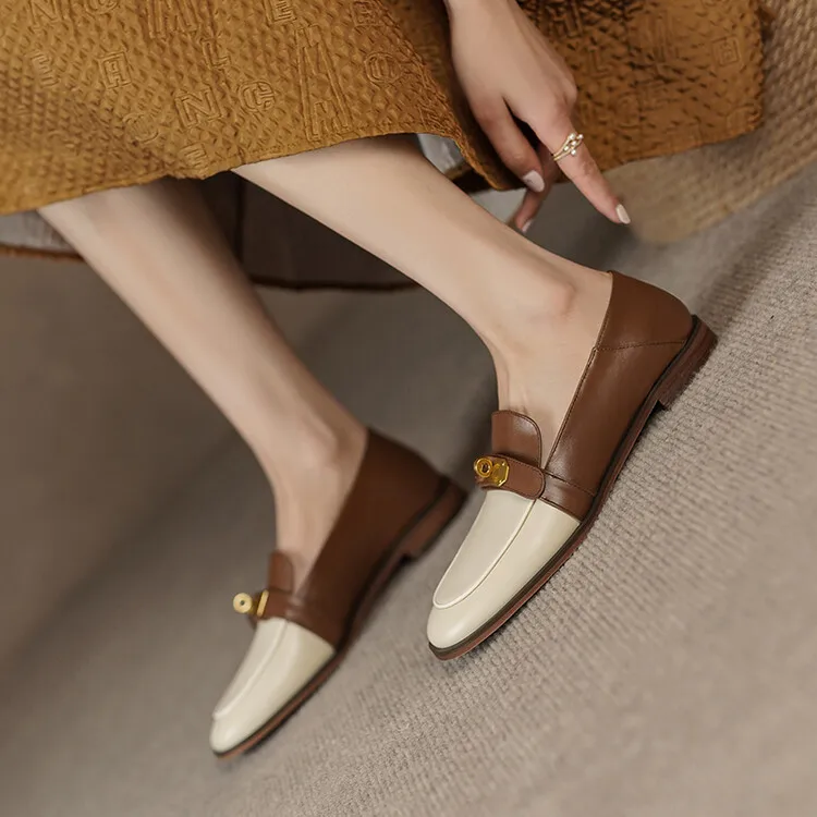 Mocasines de hebilla de doble tono para ella