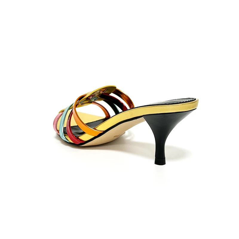 Mujeres slippers de noche de ajuste ancho con tacón stiletto y recortes