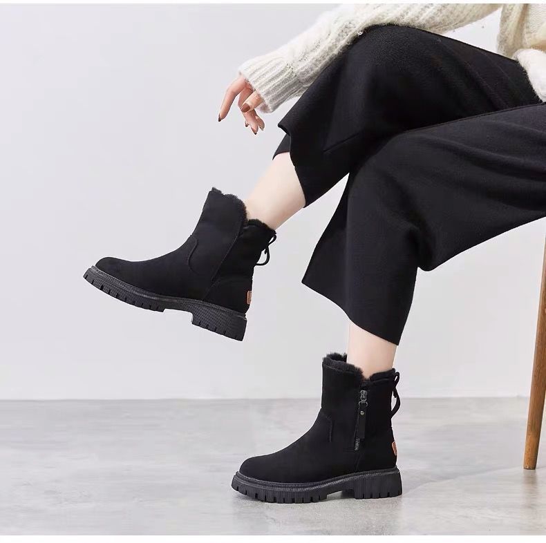 Botas de nieve para mujeres aisladas con forro sintético de caña media
