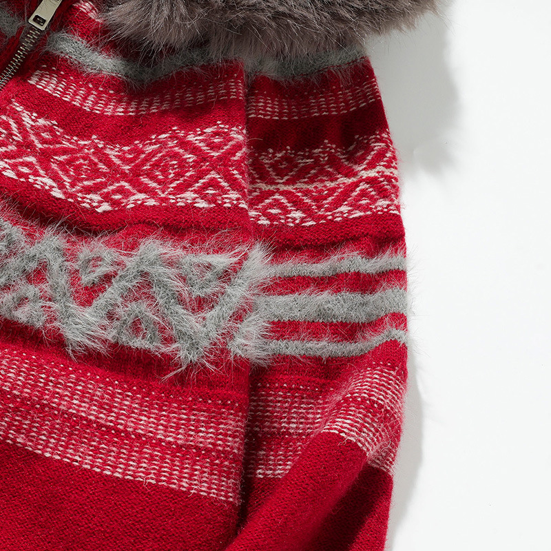 Abrigo oversize de punto jacquard con ribete de pelo a juego