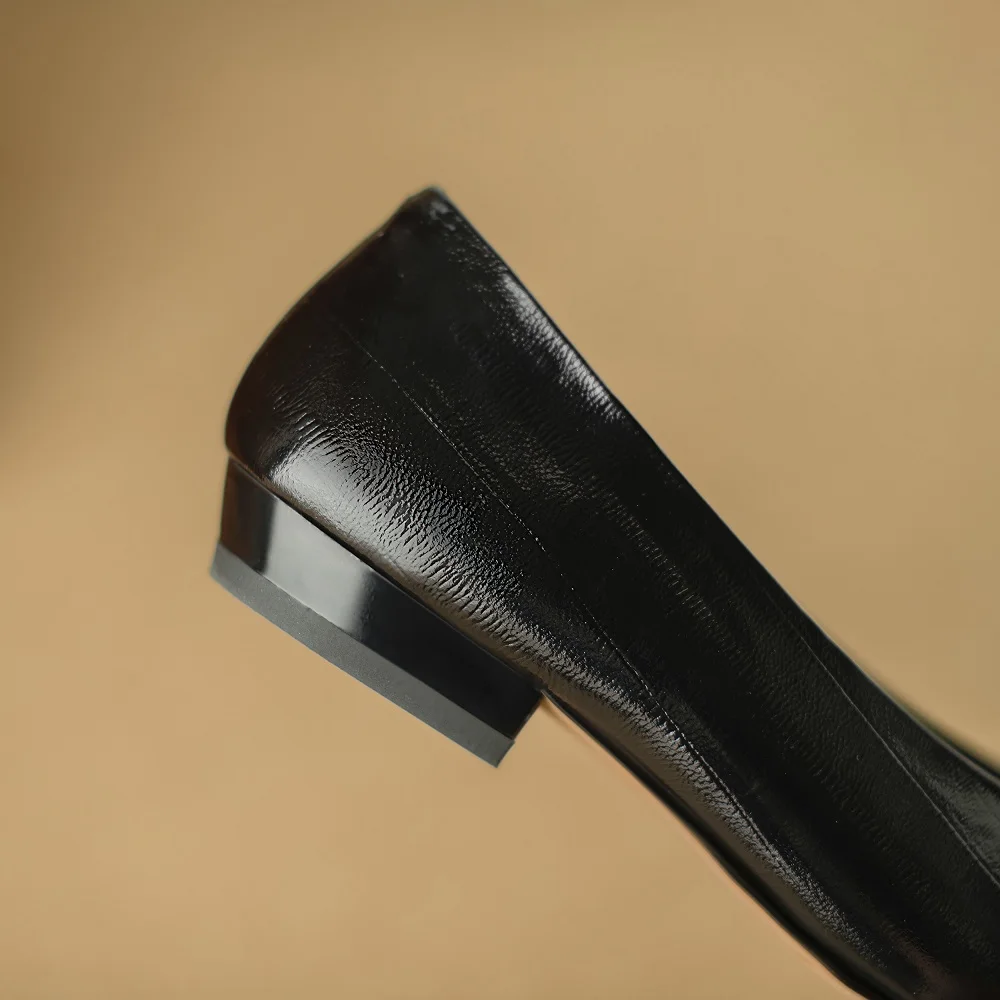 Zapato de salón clásico de piel de oveja para mujer