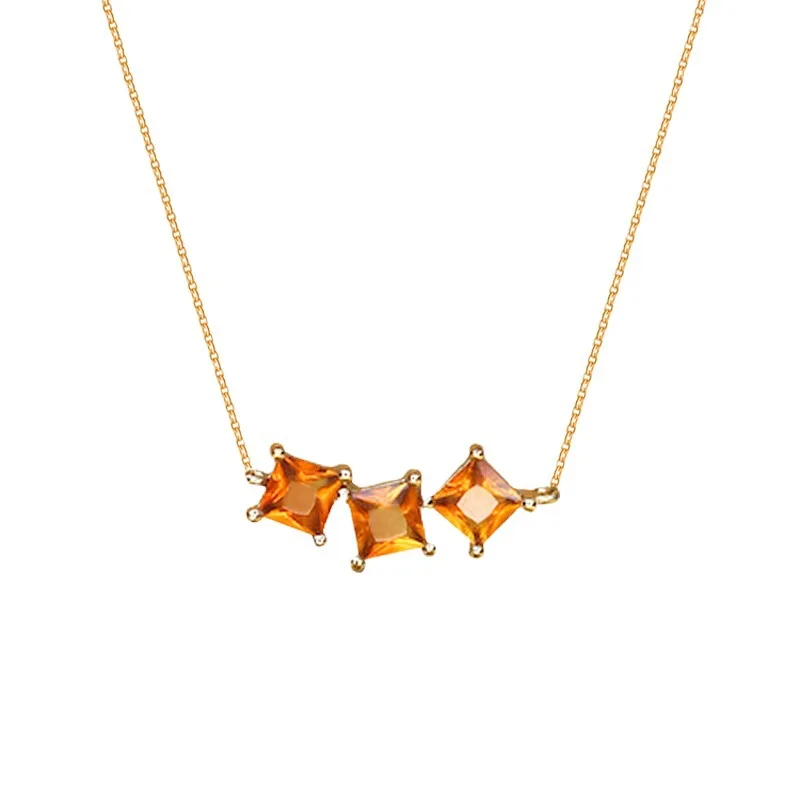 Antiguo collar de colgante de ámbar facetado dorado