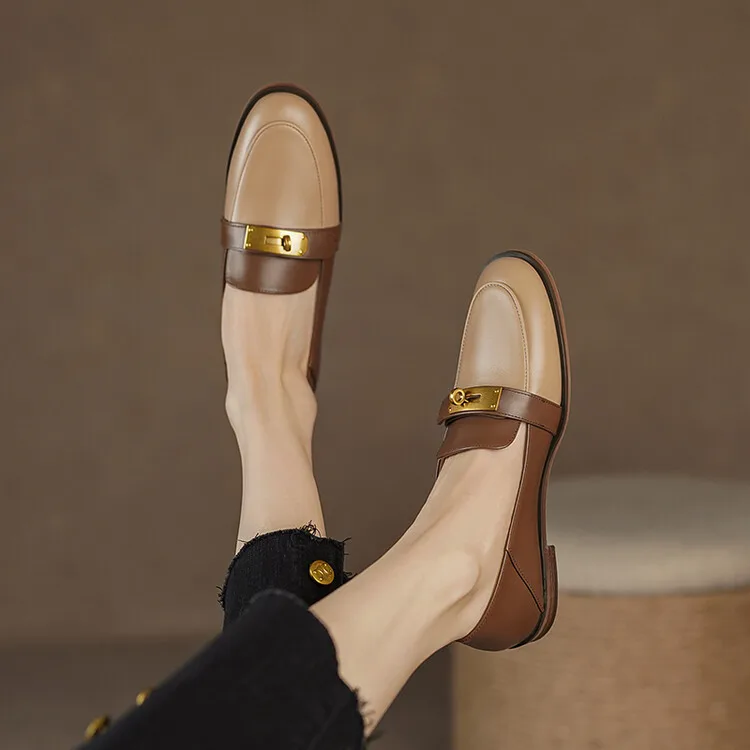 Mocasines de hebilla de doble tono para ella