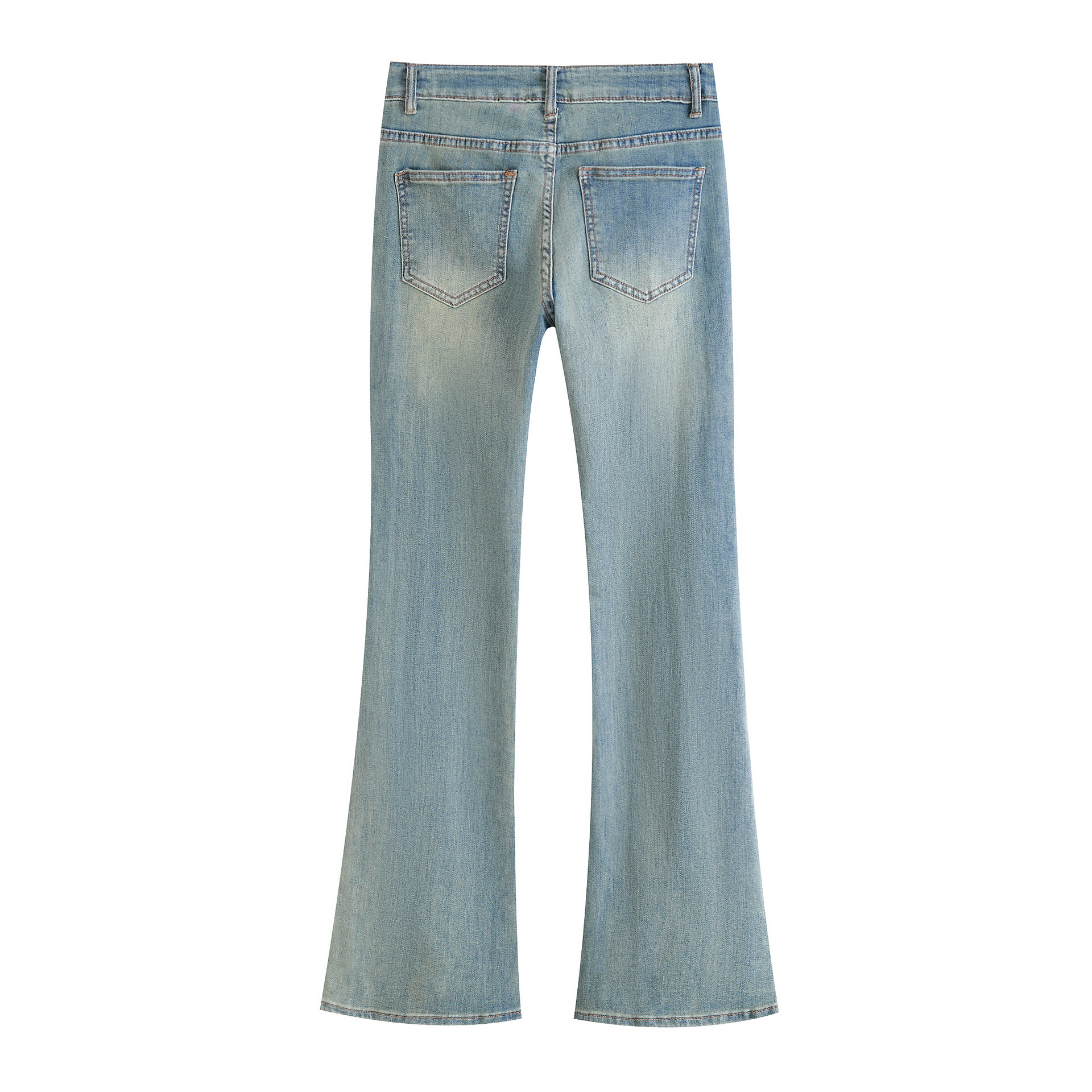 Jeans pitillo acampanados ajustados a la cadera