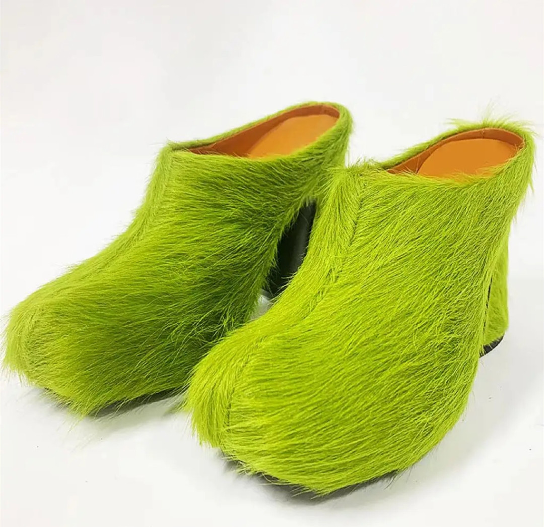 Mules de plataforma pastel para comodidad en el hogar