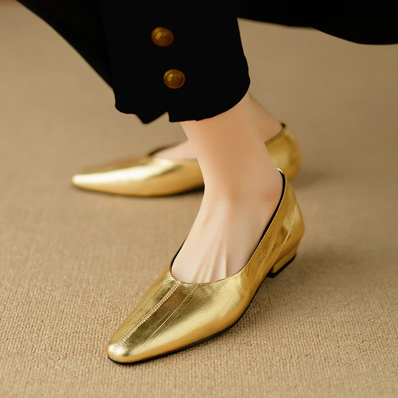Zapato de salón clásico de piel de oveja para mujer