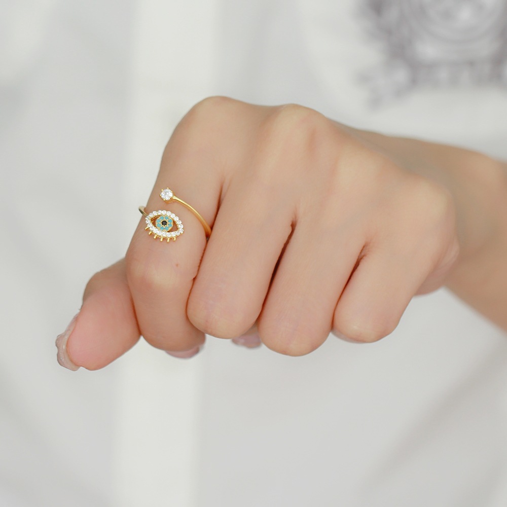 Anillo de plata esterlina artesanal para mujer con ojo nazar de cristal