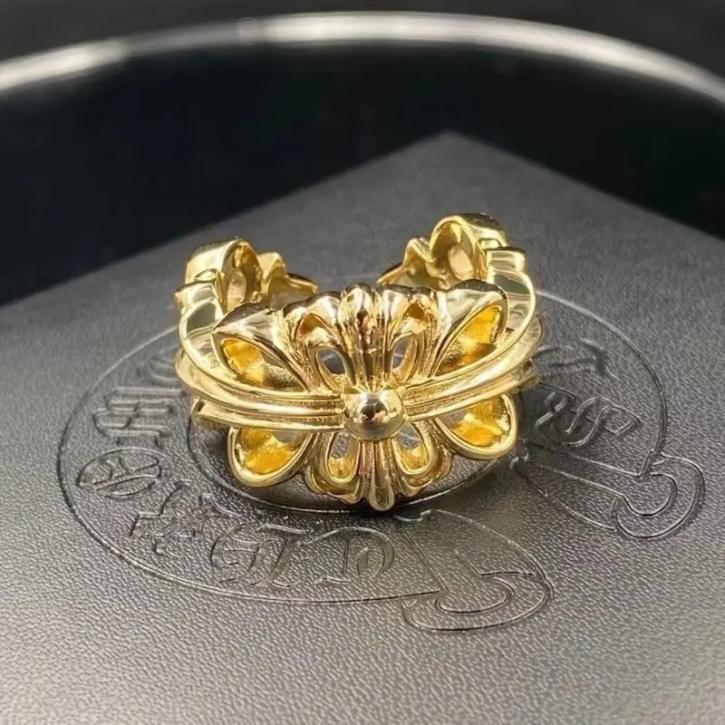 Anillo de letra punk de cobre blanco