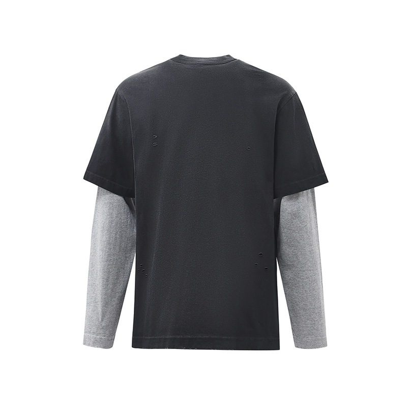Camiseta oversized vintage de manga completa con gráfico desgarrado y capas superpuestas