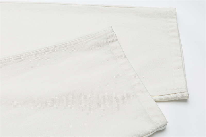 Pantalones de poliéster lisos de cintura media con líneas limpias