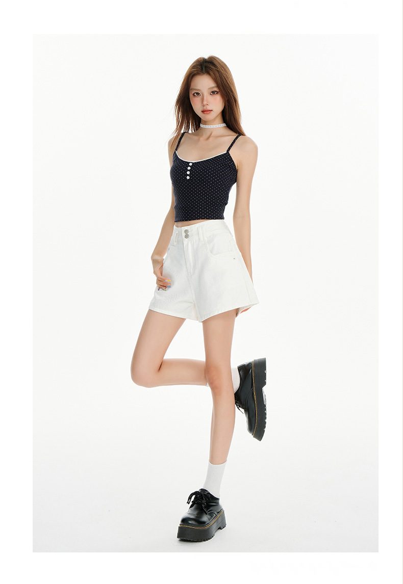 Shorts de cintura elevada minimalistas acampanados