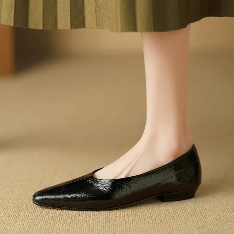 Zapato de salón clásico de piel de oveja para mujer