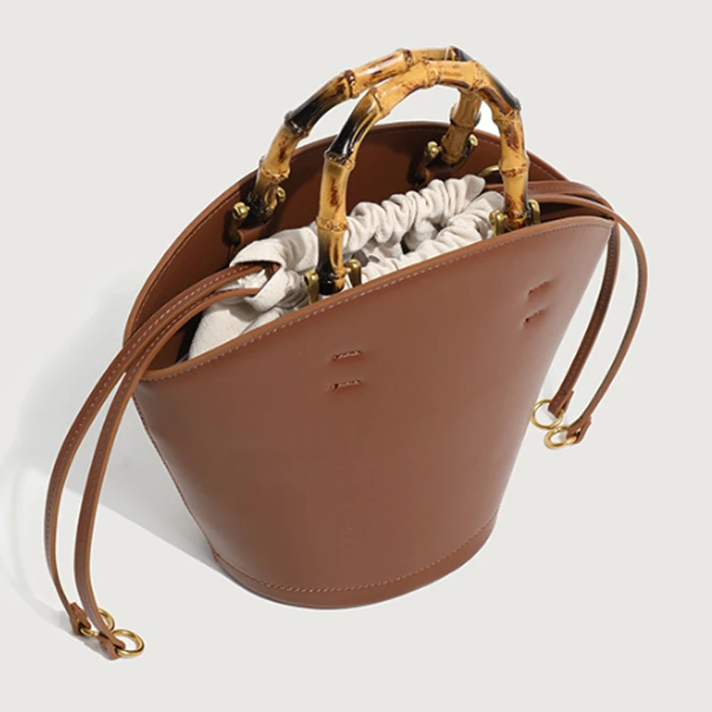 Bolso bandolera de mujer de mango de madera y cuerpo de barril de fibra Sufiber