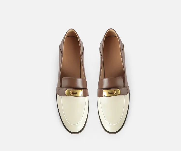 Mocasines de hebilla de doble tono para ella