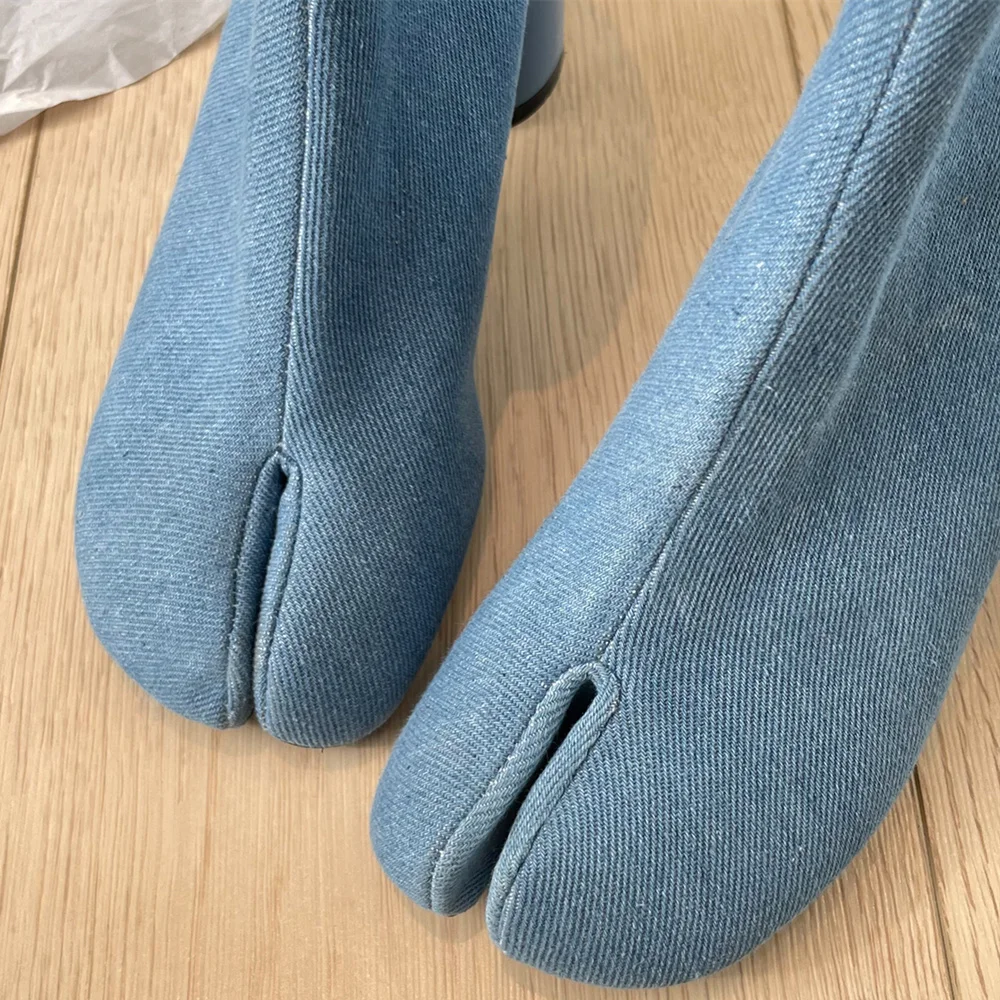 Botas clásicas de cuero de punta puntiaguda y tacón ancho