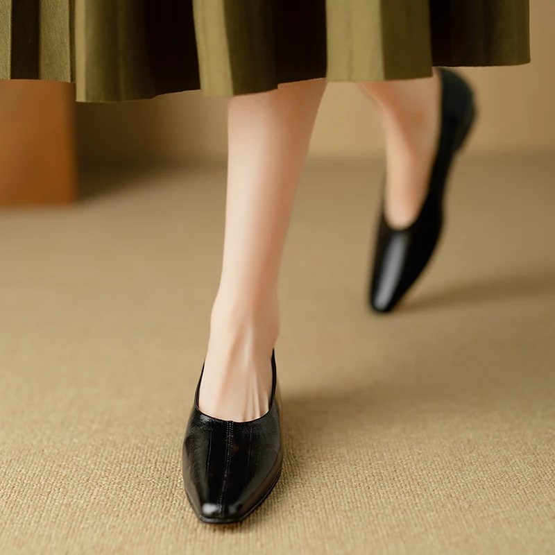 Zapato de salón clásico de piel de oveja para mujer
